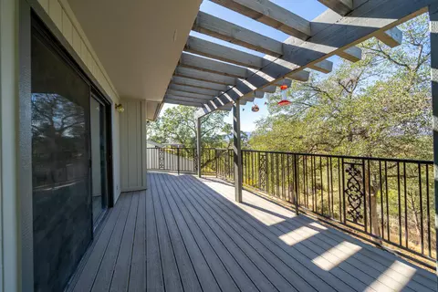 583 Suncreek Trl, Redding, CA 96003 photo 29