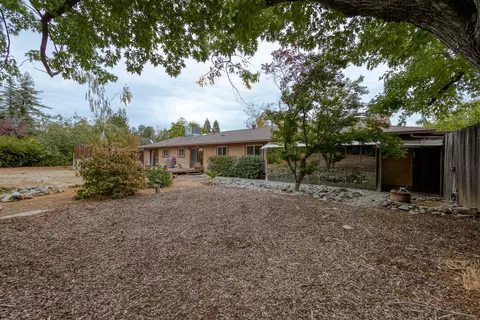 7124 Hermosa Way, Redding, CA 96002 photo 46