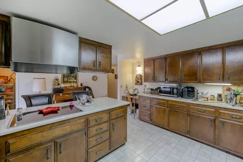 7124 Hermosa Way, Redding, CA 96002 photo 22