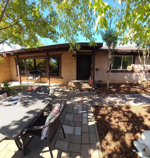 7124 Hermosa Way, Redding, CA 96002 photo 3