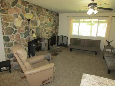 10108 Salmon Creek Rd, Redding, CA 96003 photo 6