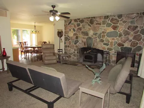 10108 Salmon Creek Rd, Redding, CA 96003 photo 4