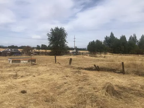 7041 Nelda Way, Redding, CA 96002 photo 4