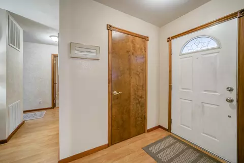 835 Collyer Dr, Redding, CA 96003 photo 6