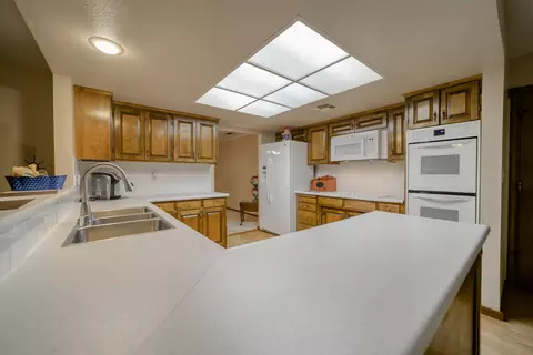 835 Collyer Dr, Redding, CA 96003 photo 17