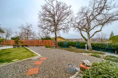 835 Collyer Dr, Redding, CA 96003 photo 45