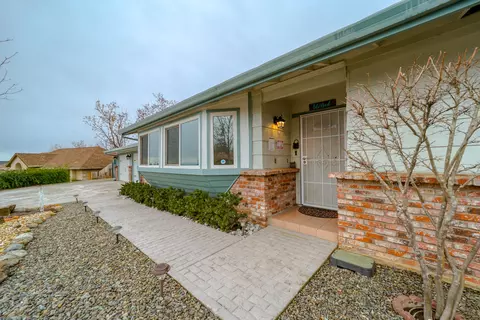 835 Collyer Dr, Redding, CA 96003 photo 5