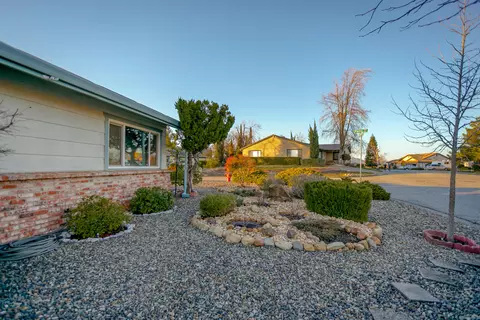 835 Collyer Dr, Redding, CA 96003 photo 61