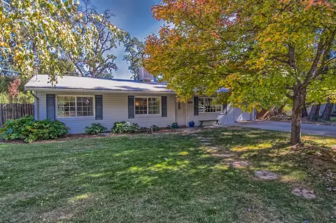 3305 Nicolet Ln, Redding, CA 96001 photo 3