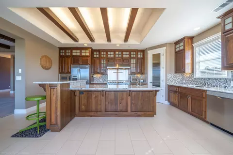 668 Mill Valley Pkwy, Redding, CA 96003 photo 16