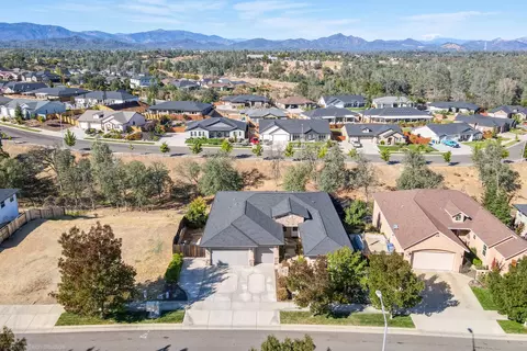 668 Mill Valley Pkwy, Redding, CA 96003 photo 43