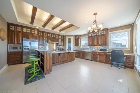 668 Mill Valley Pkwy, Redding, CA 96003 photo 15