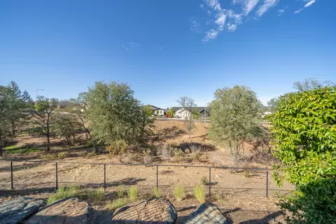 668 Mill Valley Pkwy, Redding, CA 96003 photo 41