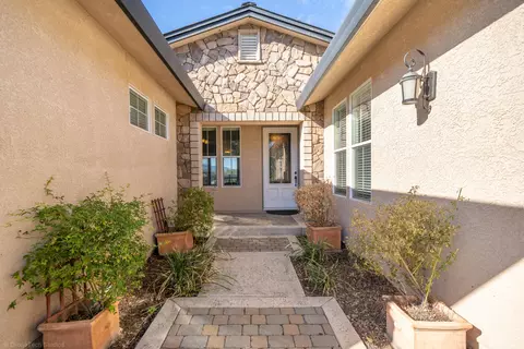 668 Mill Valley Pkwy, Redding, CA 96003 photo 6