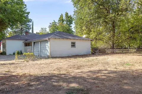 3140 Sunny Ln, Redding, CA 96001 photo 3