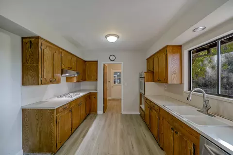 3800 Bechelli Ln, Redding, CA 96002 photo 19
