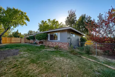 3800 Bechelli Ln, Redding, CA 96002 photo 3