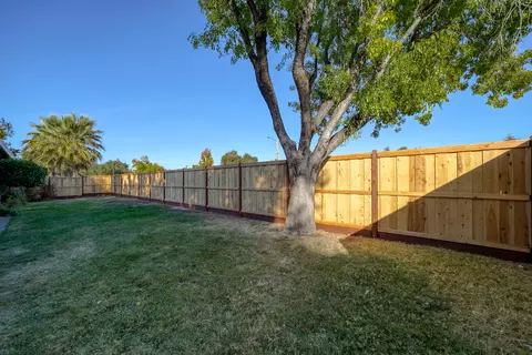 3800 Bechelli Ln, Redding, CA 96002 photo 4