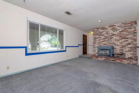 7018 Hermosa Way, Redding, CA 96002 photo 10
