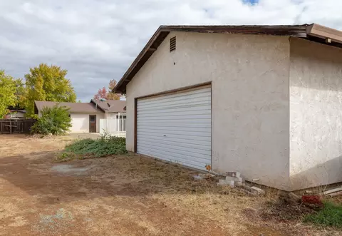 7018 Hermosa Way, Redding, CA 96002 photo 5