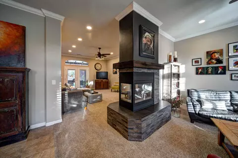 1484 Spinnaker Dr, Redding, CA 96003 photo 4