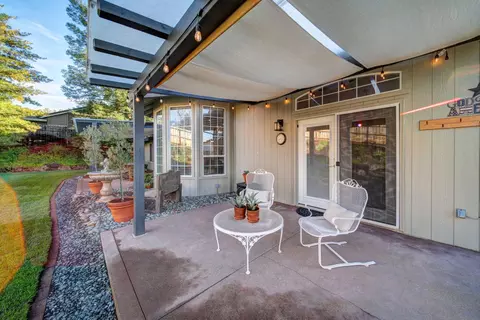 1484 Spinnaker Dr, Redding, CA 96003 photo 21