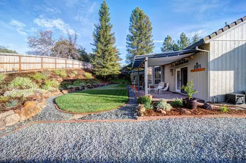 1484 Spinnaker Dr, Redding, CA 96003 photo 40