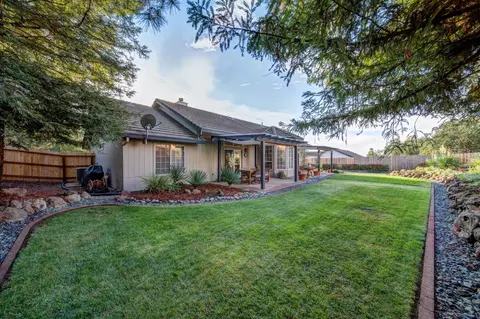1484 Spinnaker Dr, Redding, CA 96003 photo 35
