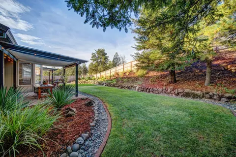 1484 Spinnaker Dr, Redding, CA 96003 photo 36
