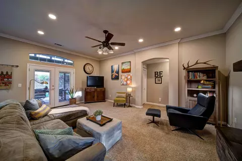 1484 Spinnaker Dr, Redding, CA 96003 photo 11