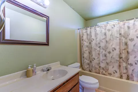 1683 Manter Dr, Anderson, CA 96007 photo 17