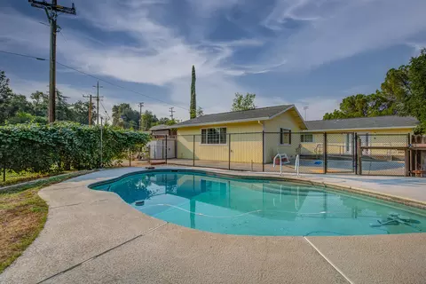 1683 Manter Dr, Anderson, CA 96007 photo 5