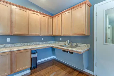 1683 Manter Dr, Anderson, CA 96007 photo 2