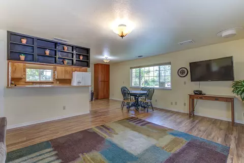 1683 Manter Dr, Anderson, CA 96007 photo 8