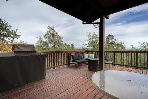 8594 Valley View Rd, Redding, CA 96001 photo 38