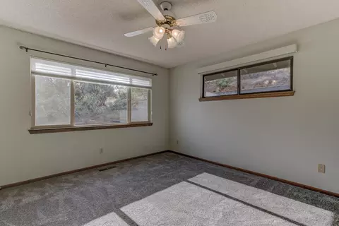 8594 Valley View Rd, Redding, CA 96001 photo 32