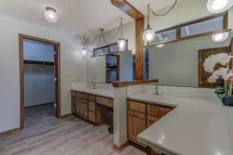 8594 Valley View Rd, Redding, CA 96001 photo 22