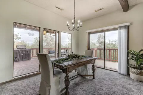 8594 Valley View Rd, Redding, CA 96001 photo 8