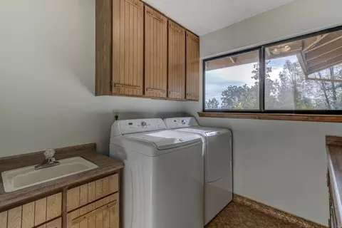 8594 Valley View Rd, Redding, CA 96001 photo 41