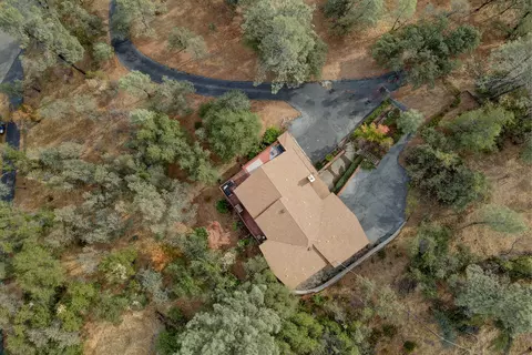 8594 Valley View Rd, Redding, CA 96001 photo 47