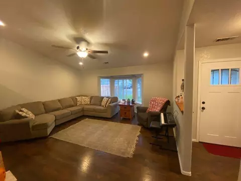 2941 Cobblestone Loop, Anderson, CA 96007 photo 5