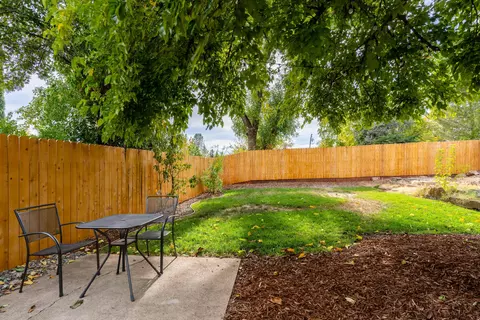 2250 Alameda Ave, Redding, CA 96001 photo 29