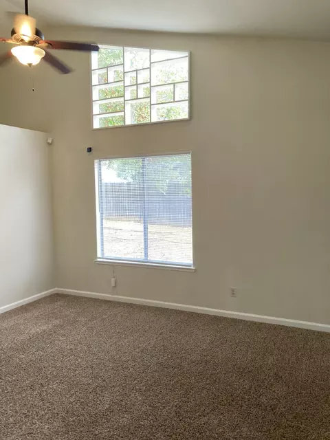 725 Fuller Ct, Redding, CA 96003 photo 17