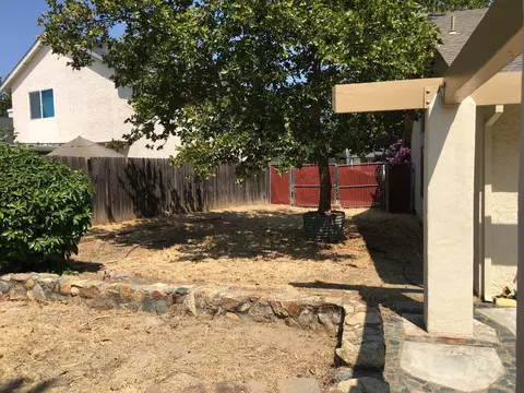 725 Fuller Ct, Redding, CA 96003 photo 10