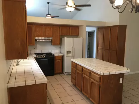 725 Fuller Ct, Redding, CA 96003 photo 12