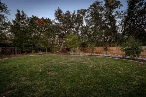 4117 Brittany Dr, Redding, CA 96002 photo 9