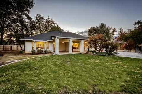 4117 Brittany Dr, Redding, CA 96002 photo 3