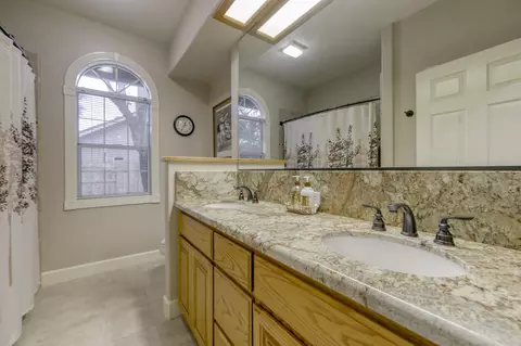 4117 Brittany Dr, Redding, CA 96002 photo 18