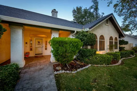 4117 Brittany Dr, Redding, CA 96002 photo 2