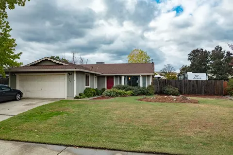1022 Goodview Way, Redding, CA 96003 photo 1